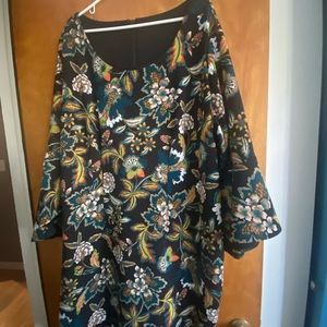 Colorful dress with bell sleeve.